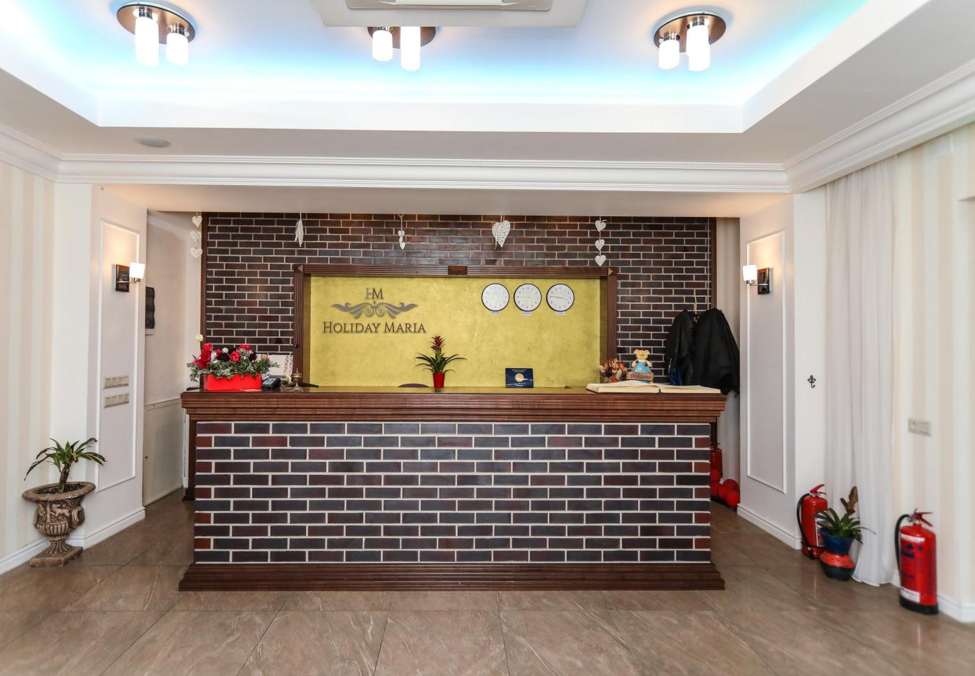 Hotel Holiday Maria Baile Herculane Ngoại thất bức ảnh